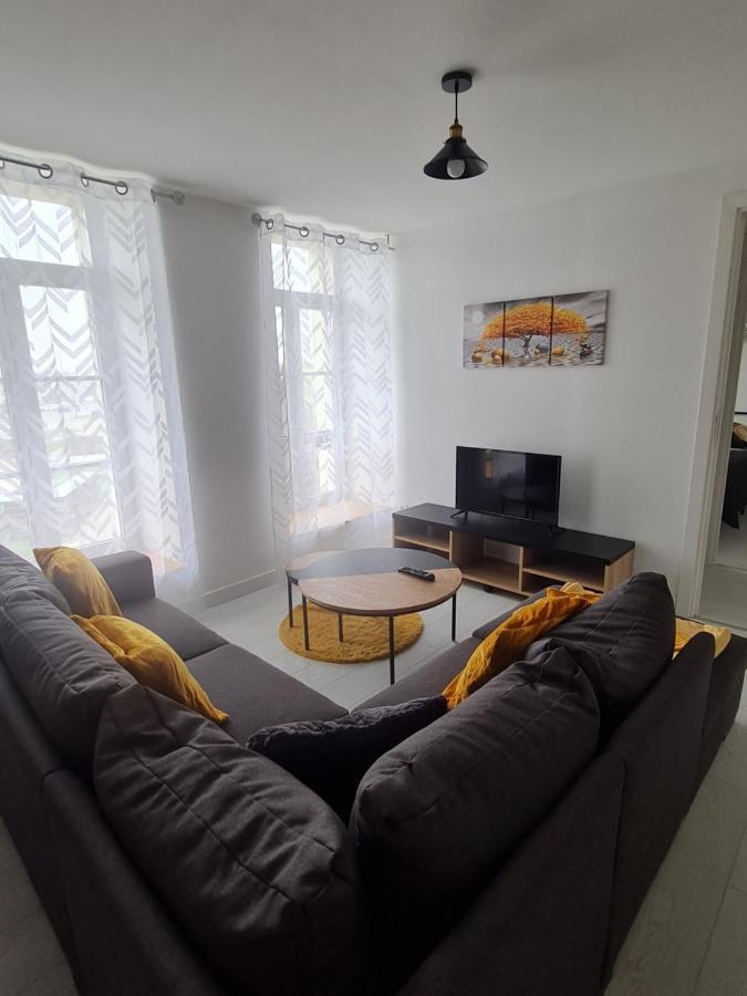 Ferienwohnung La Roche Du Roy Rocroi Exterior foto